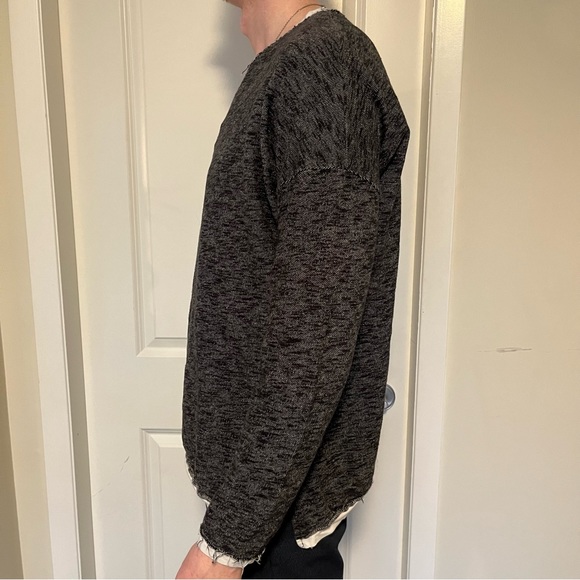 Men’s distressed sweater, made in Italy, grey with white detail, size L - Picture 2 of 10